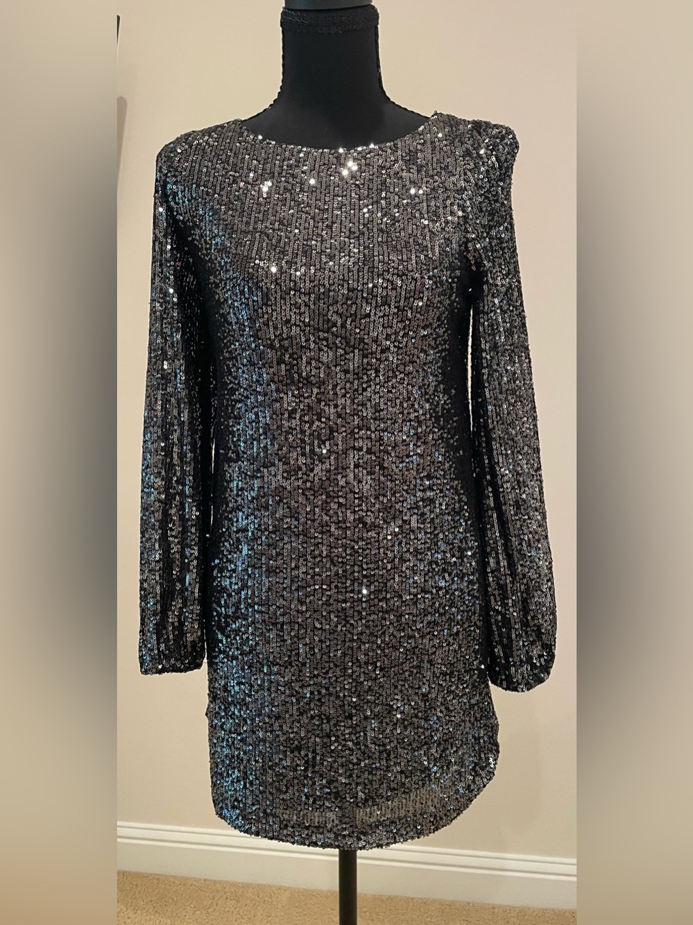 Steve Madden Black Sequin Long Sleeve Top